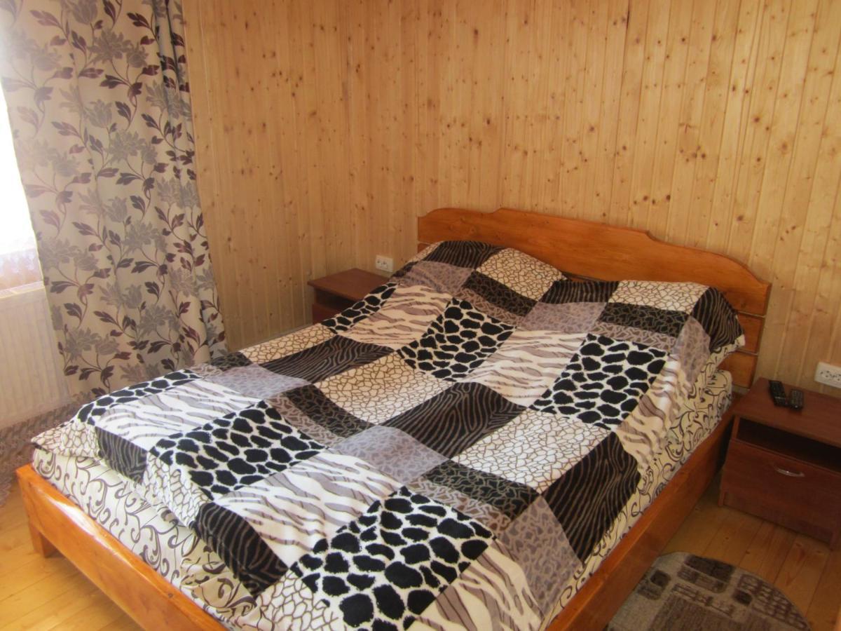Базилік Hotel Yaremche Exterior photo